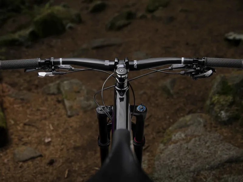 Trek Remedy 9.8 27.5 WSD 2018 Purple/Black Ladies Mountain Bike-9