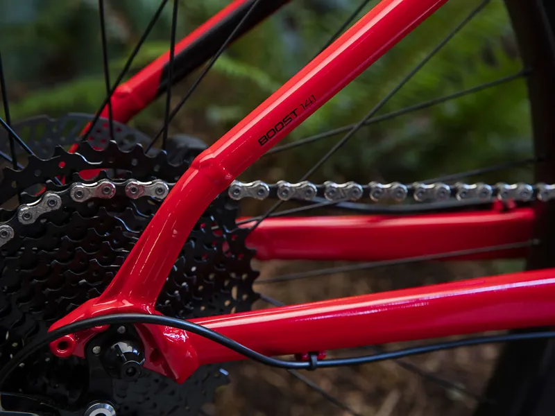 Trek Roscoe 6 2019 Hardtail Mountain Bike Red-8