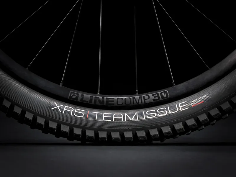 Trek Slash 9.7 29 2020 Mountain Bike Raw Carbon-6