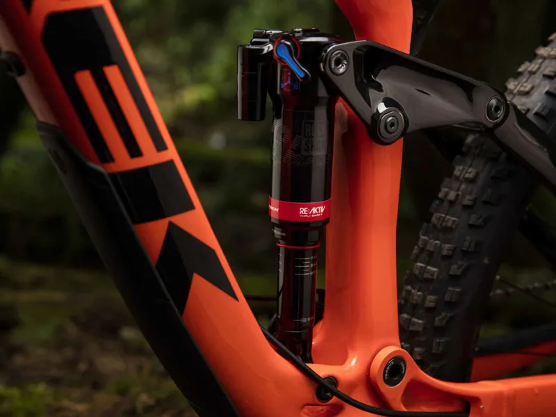 Trek Slash 9.8 29 2018 Trek Black/Roarange Enduro Bike-3