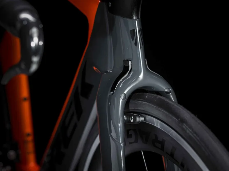 Trek Speed Concept 2018 Solid Charcoal/ Orange Triathlon Bike-8