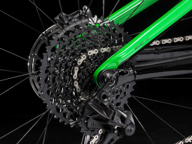 Trek Top Fuel 9.8 SL 2018 Trek Black/ Yellow-Green Fade Mountain Bike-2