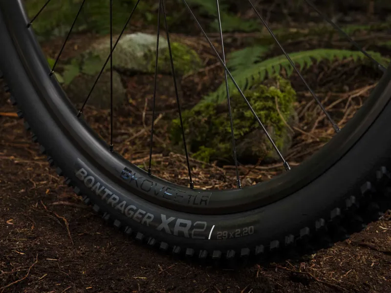 Trek X-Caliber 9 2019 Mens Hardtail Mountain Bike Yellow-5